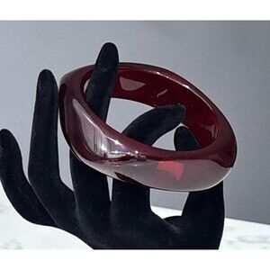 Vintage Chunky Bangle Bracelet Retro Red 8.5"